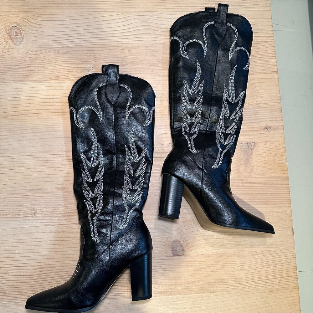 Cowboy Boots - Black & White (Women's Size 8) - Picture 6 of 7